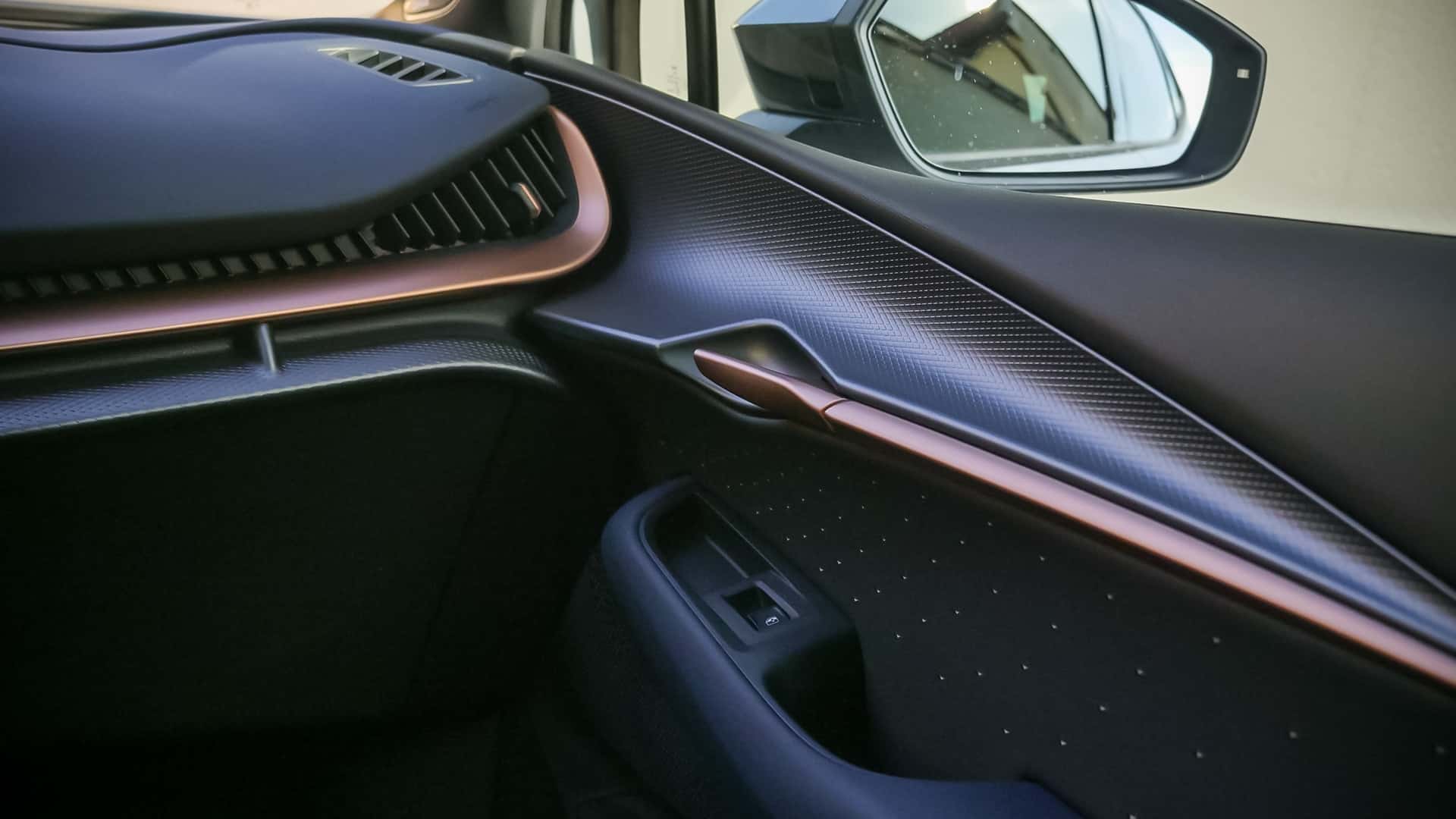 Cupra Tavascan: Bruselas Levanta Barreras Arancelarias para un Futuro El&eacute;ctrico