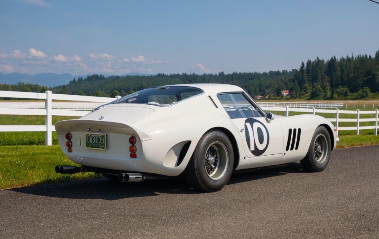 La subasta del Ferrari 250 GTO alcanza los 38.5 millones de dólares, pero no supera el récord de 2018.