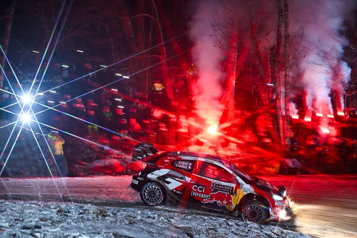 Sébastien Ogier denuncia neumáticos indignos durante el Rallye Monte-Carlo