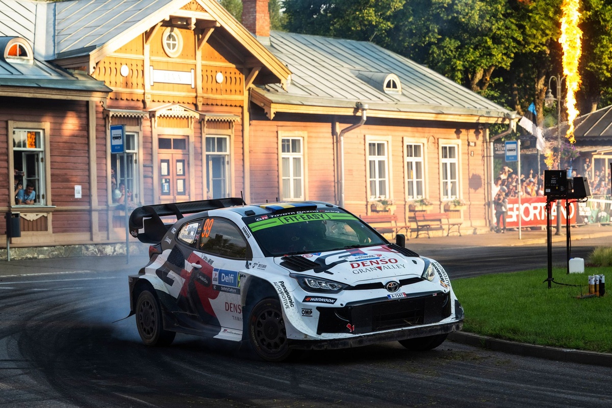 Rallye Monte-Carlo 2026: Oliver Solberg en busca de puntos para Toyota.