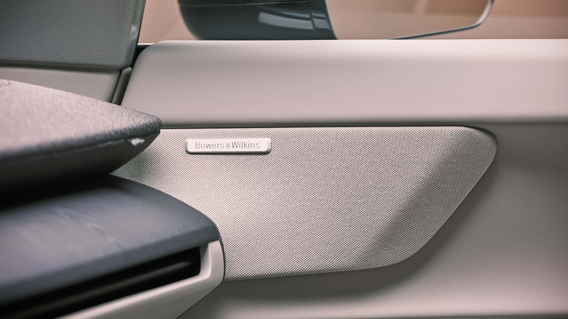 Volvo reinventa la tecnología del cinturón de seguridad para un futuro más seguro