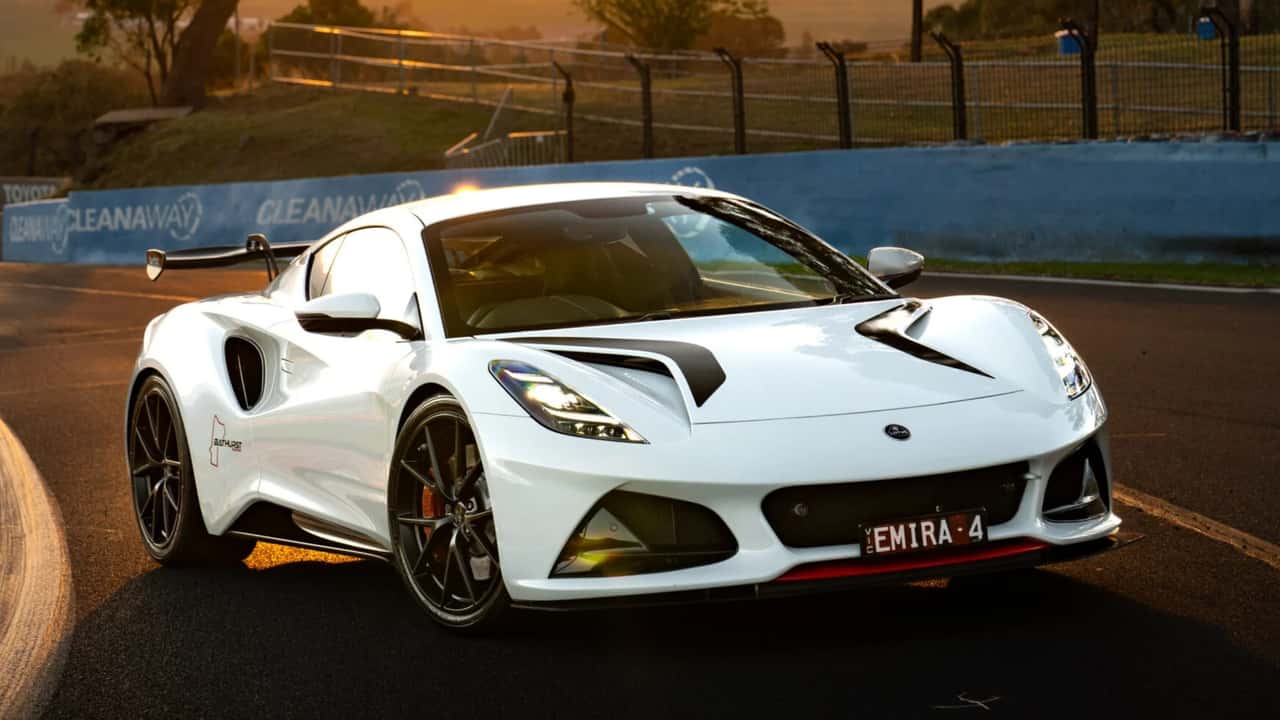 La Lotus Emira Turbo Bathurst Edition busca cautivar a los entusiastas con…