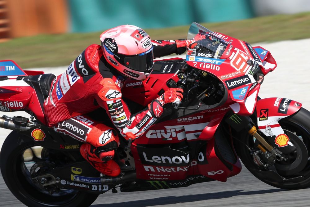 Regreso a la Pista: Márquez Navega Entre la Precaución y la Ambición