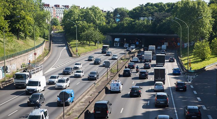 Rush Hour: La Apuesta Audaz que Convierte el Tráfico Urbano en un Espectác…