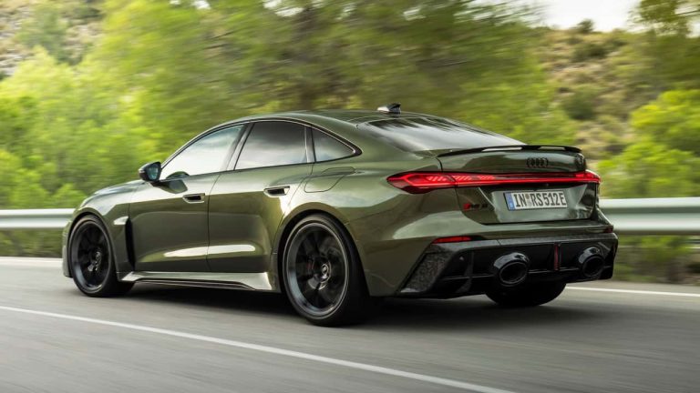Audi se mantiene firme con el RS5: Sin cuatro cilindros a la vista