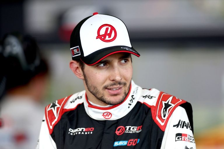 Ocon lamenta la oportunidad perdida mientras la presión aumenta sobre Haas