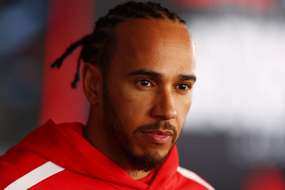 Ferrari se debate en Suzuka, Hamilton menciona 2025