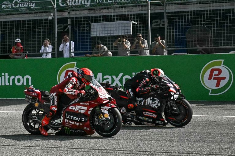 Aprilia se afirma, Ducati titubea: ¿un punto de inflexión decisivo en Moto…