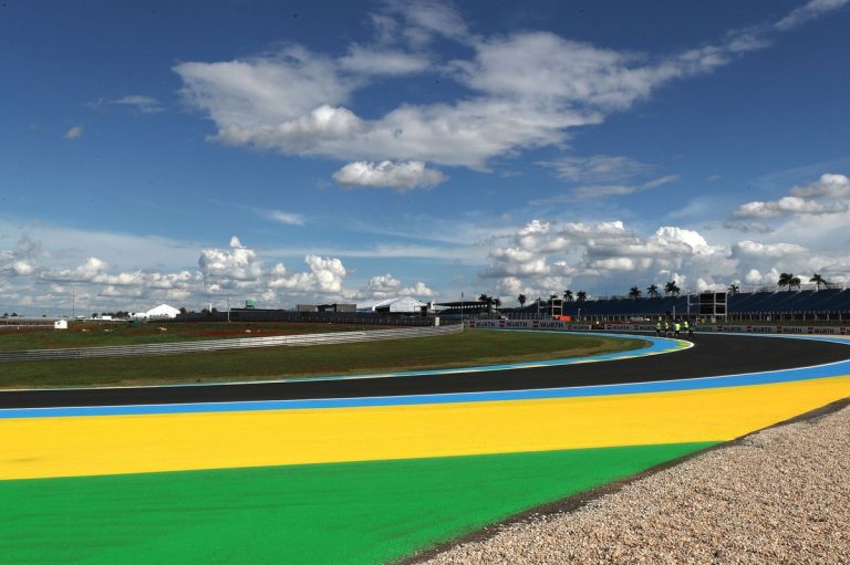 MotoGP: ¿una moto por piloto desde 2027 para contener los gastos?