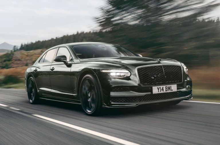 Bentley Flying Spur: el lujo se renueva con un regreso musculoso