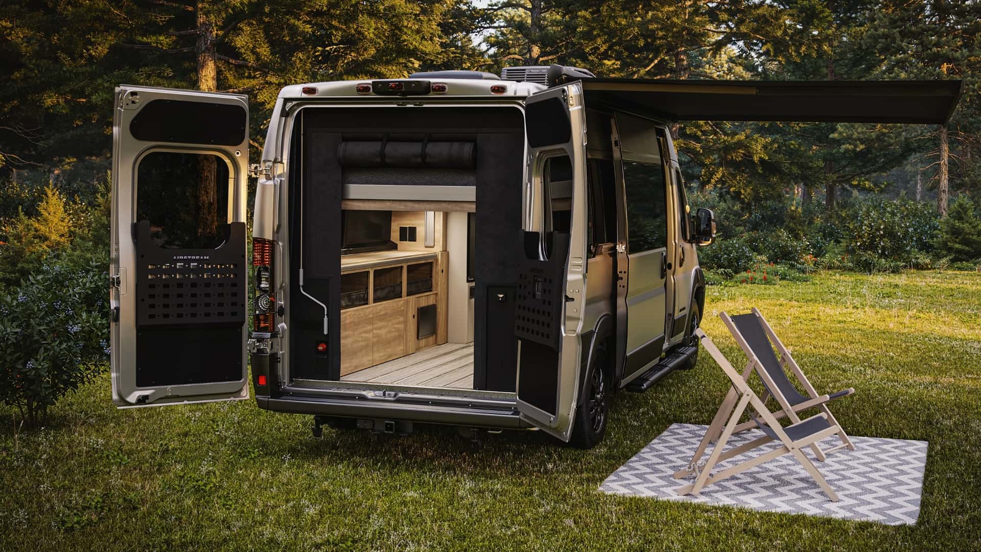 Airstream Rangeline 21Pl
