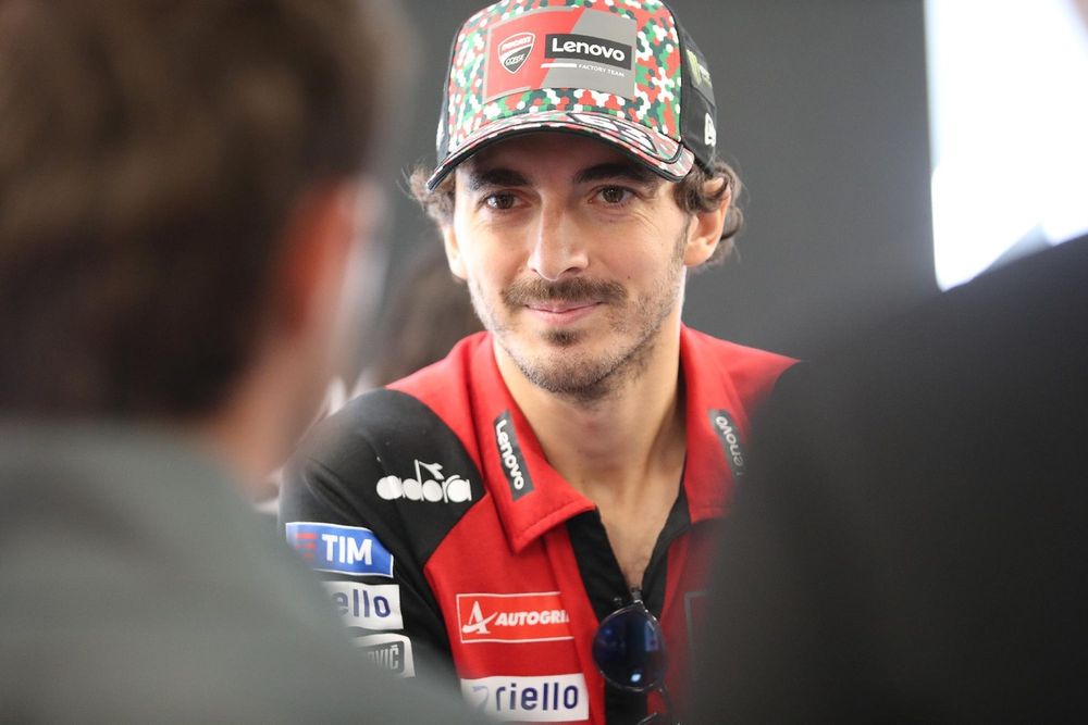 Bagnaia, la Ducati no despega en Hungría y Márquez le toma la delantera