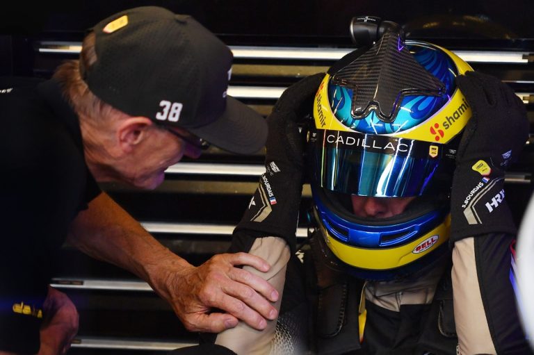 Le Mans: la crueldad del automovilismo se ceba con Bourdais